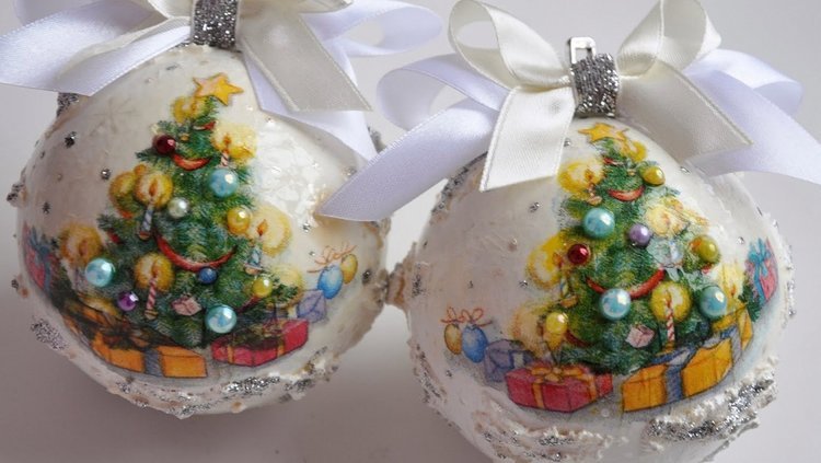 Decoupage av julekuler
