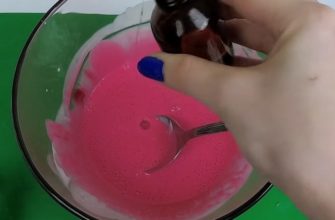Slime făcut din lipici de silicat