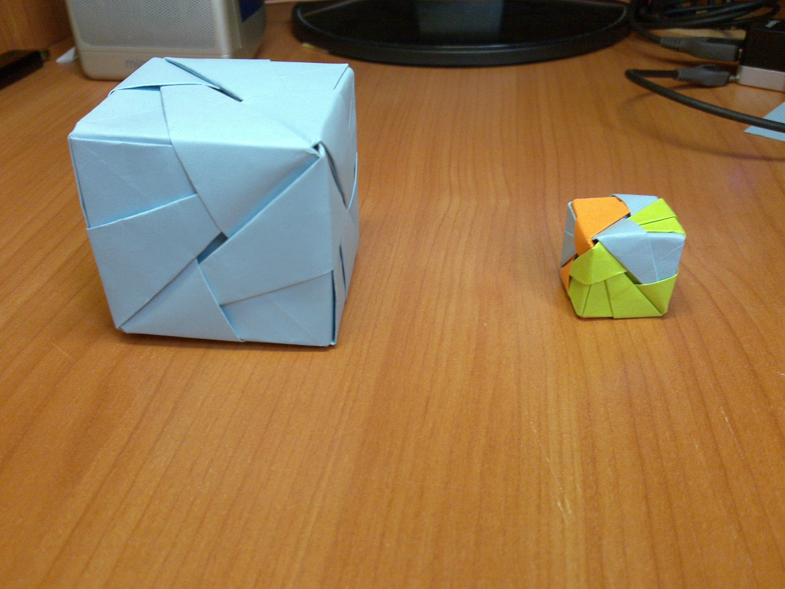 Gjør-det-selv origami-håndverk.