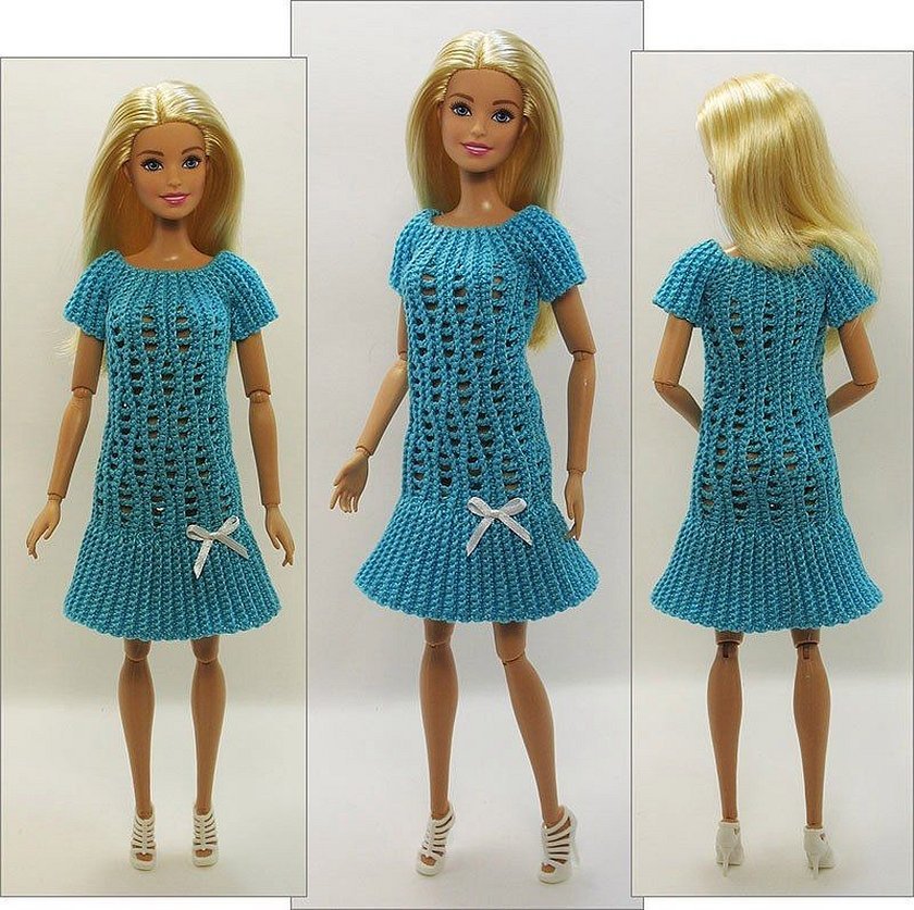 Kjoler til Barbie er også veldig enkle å strikke
