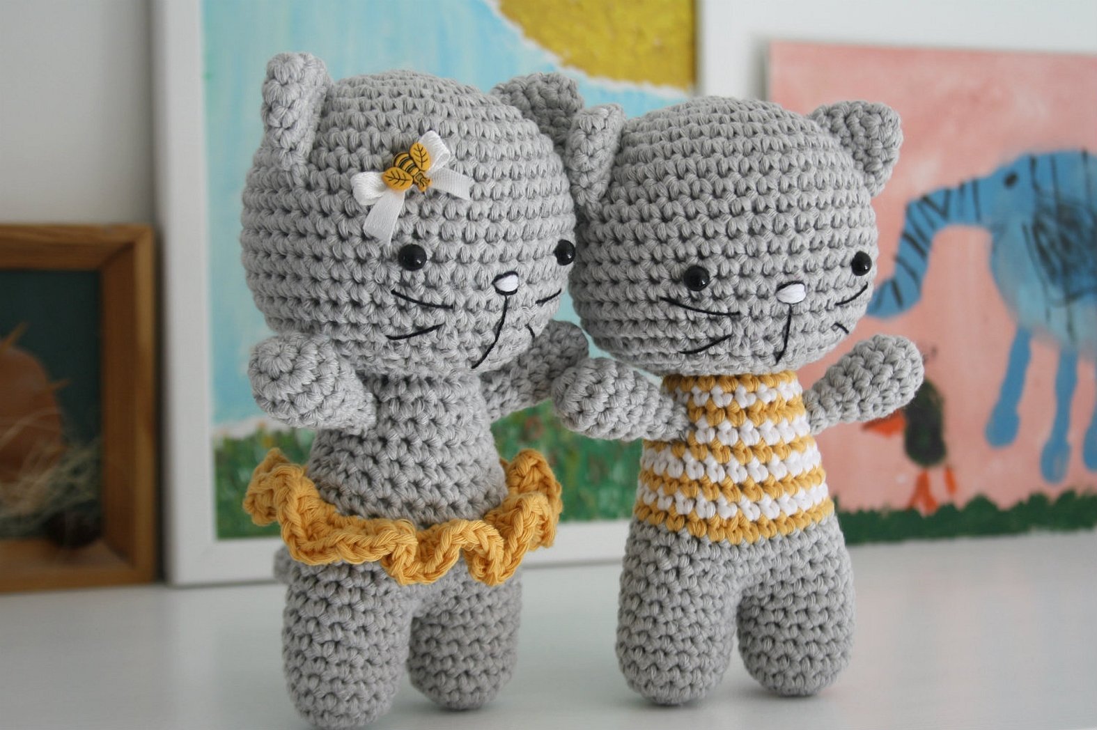 Kattunger heklet med amigurumi-teknikk