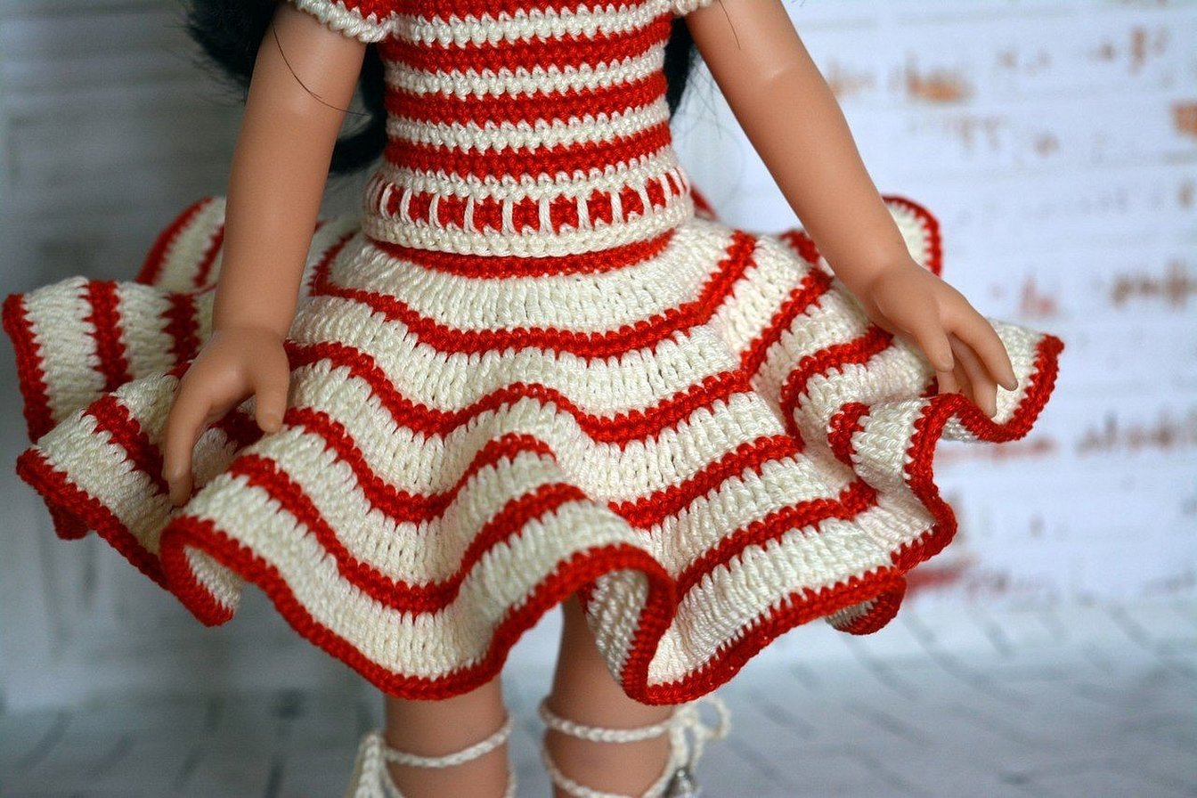 Kjole med utsvingt stripe