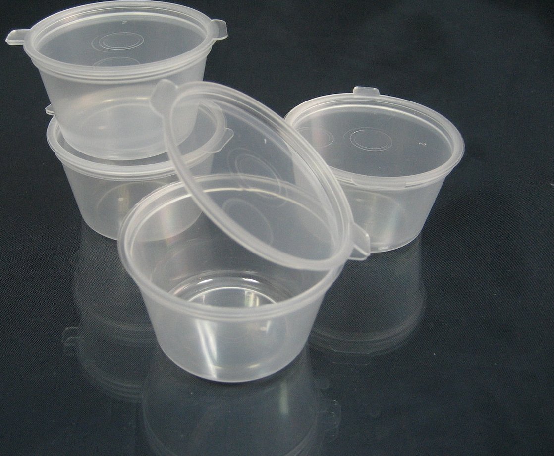 Beholdere for oppbevaring av slim