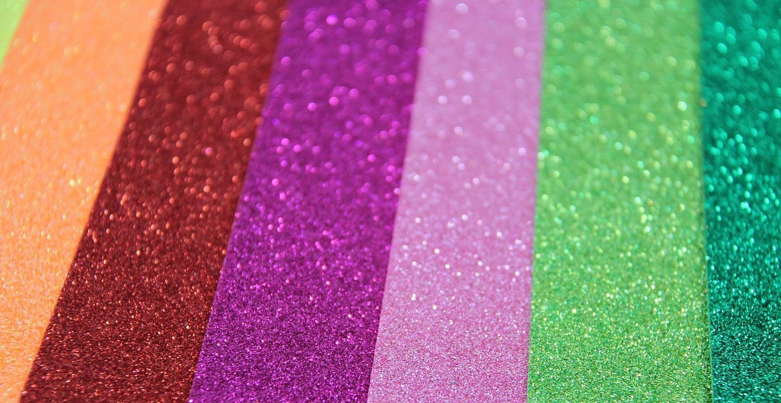 Glitter på klebende base