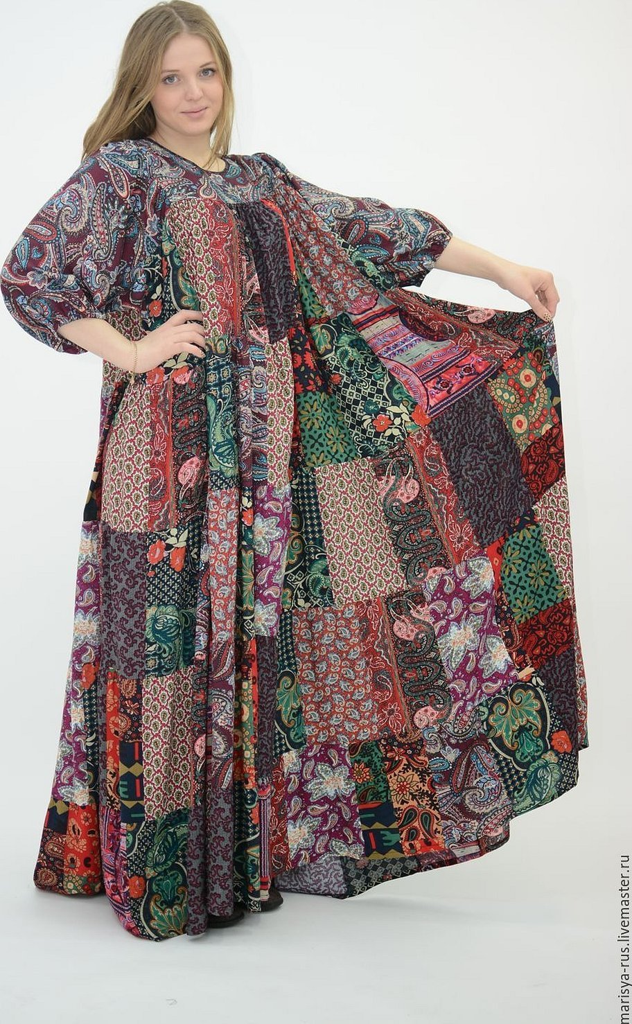 Boho-kjole i russisk stil
