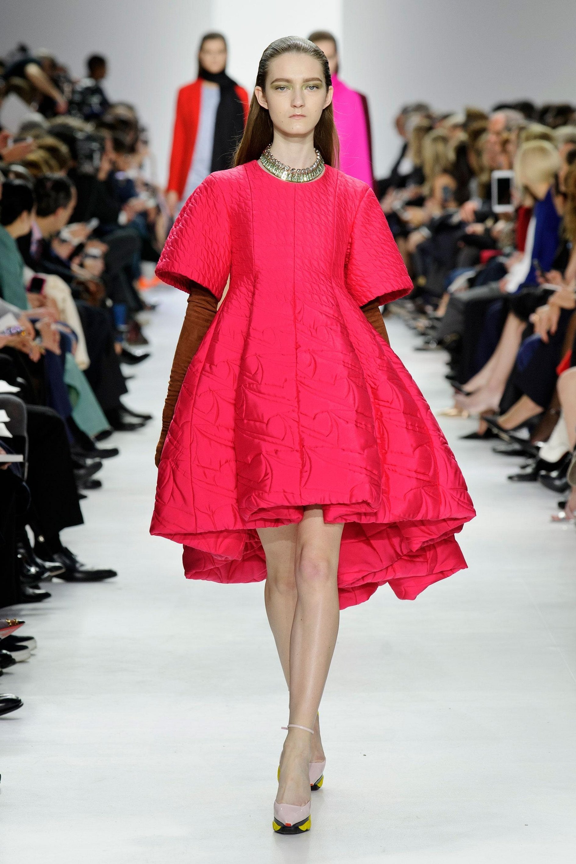 Modell av Christian Dior