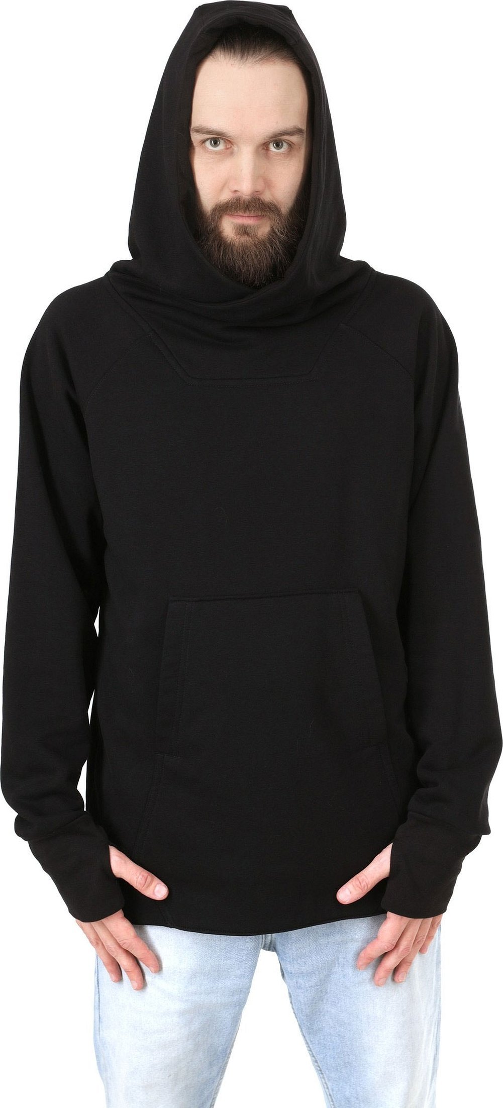 Produkt med hette som kan trekkes ned