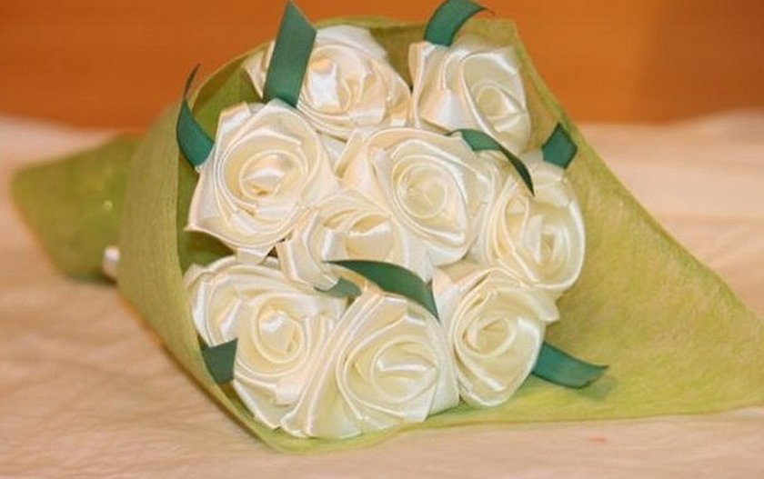 Rose fra bånd