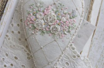 Broderi på en dekorativ pute