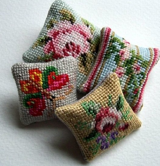 Broderte nåleputer
