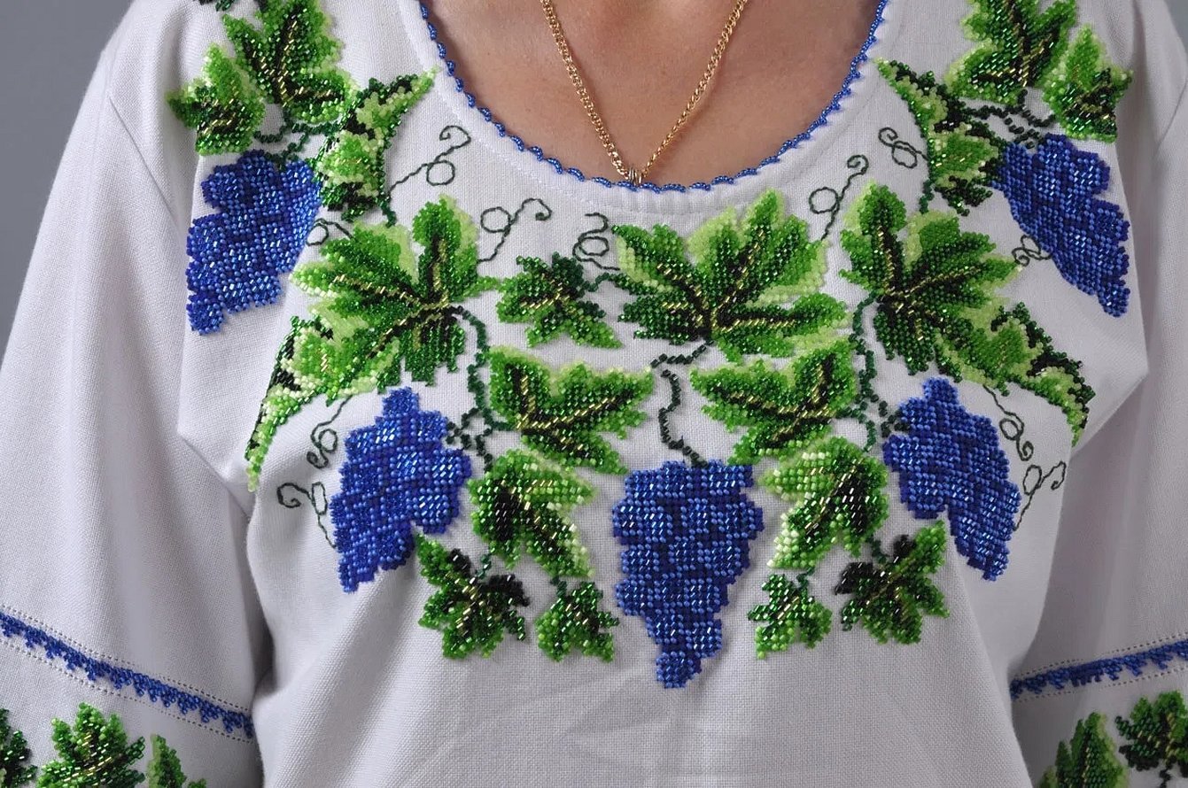 Mønster på broderte skjorter