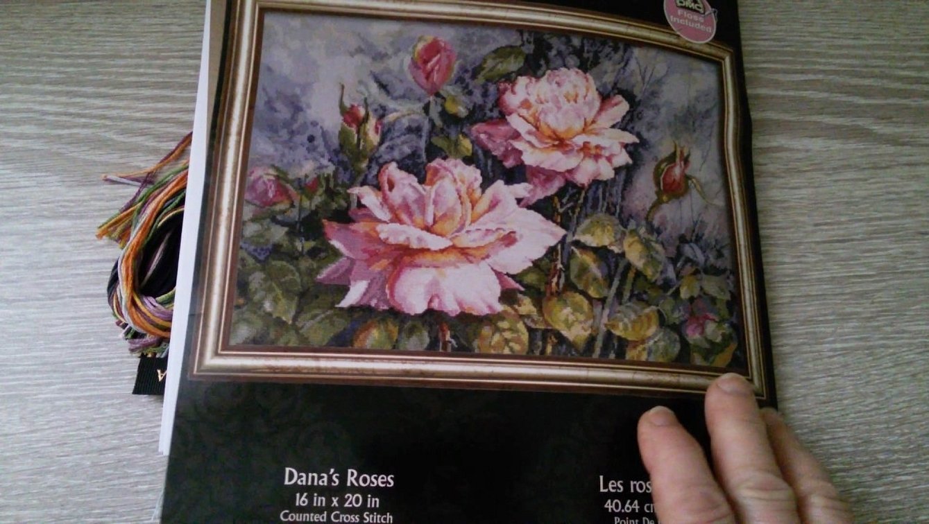 Rosesett Dana broderi