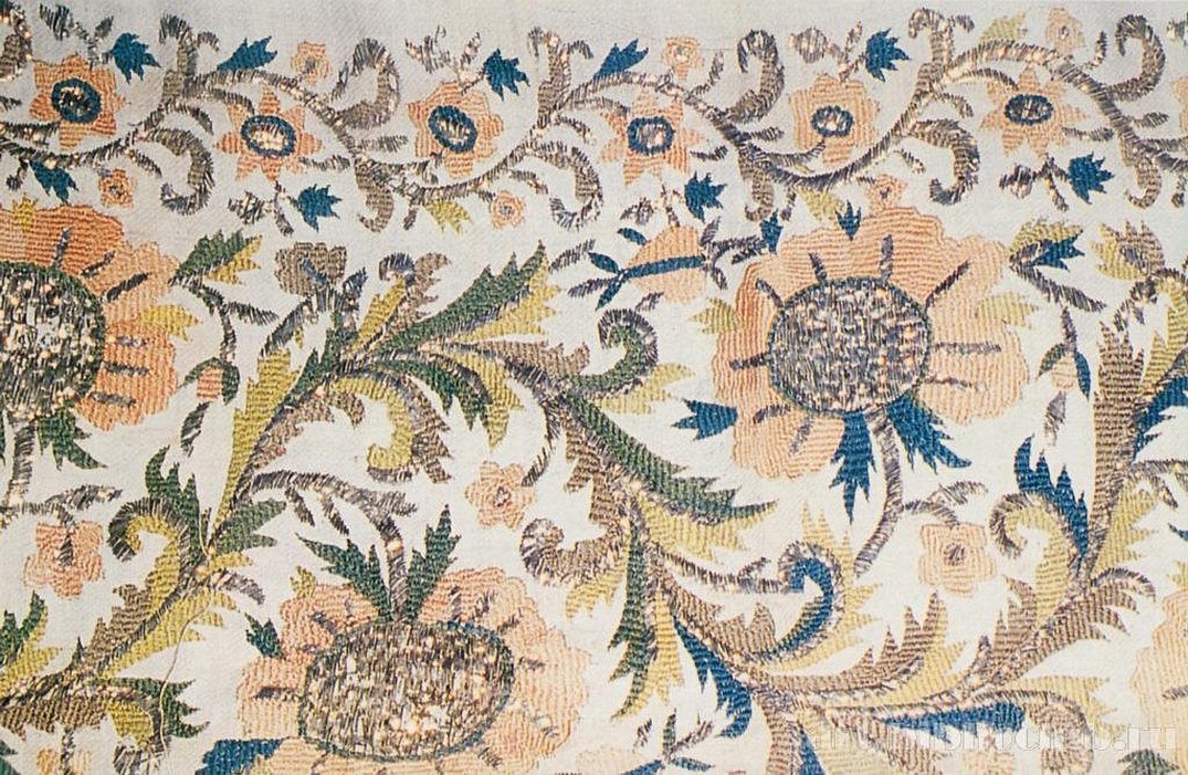 Față de masă cu broderie turcească, cusătură satinată