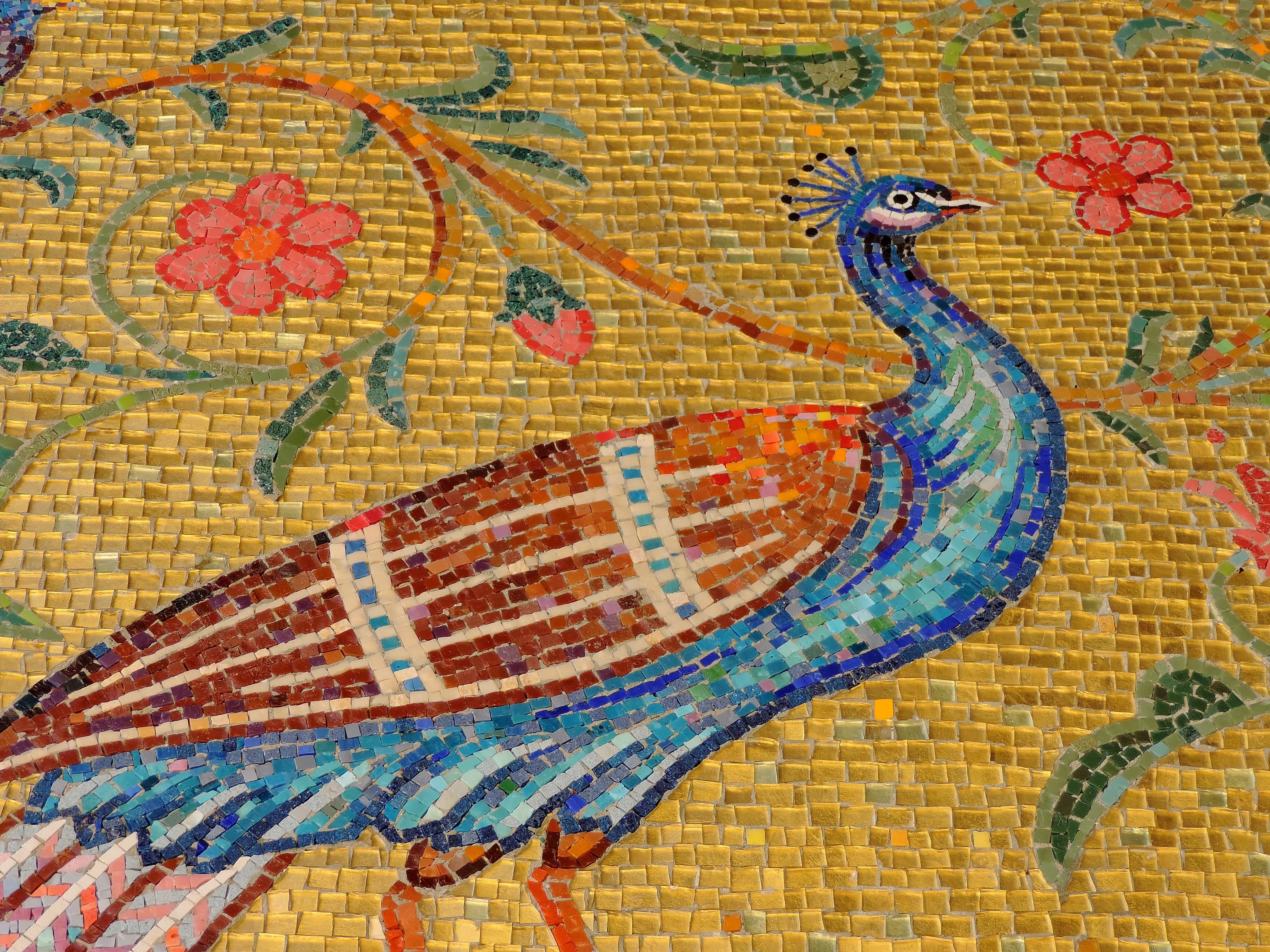Påfugl på Kornoukhovs mosaikk