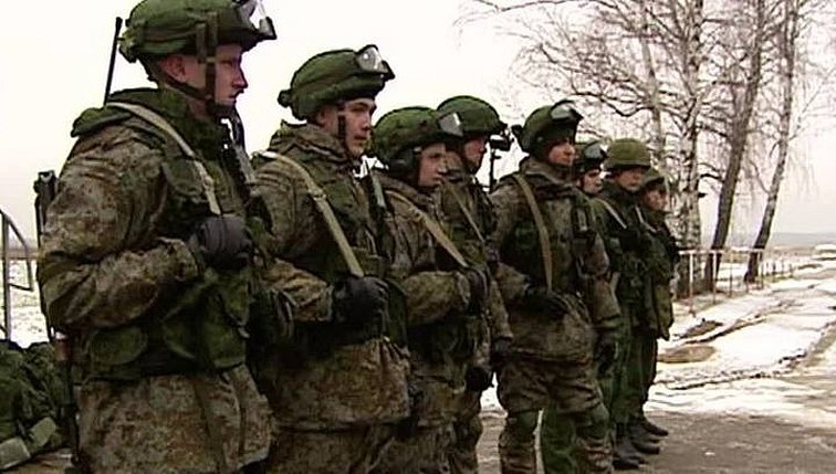 Kamuflasjeuniform for militæret
