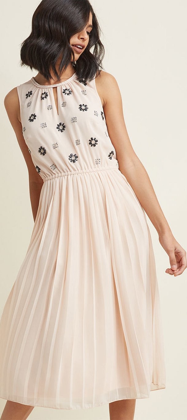 Kjoler er oftest laget av chiffon.