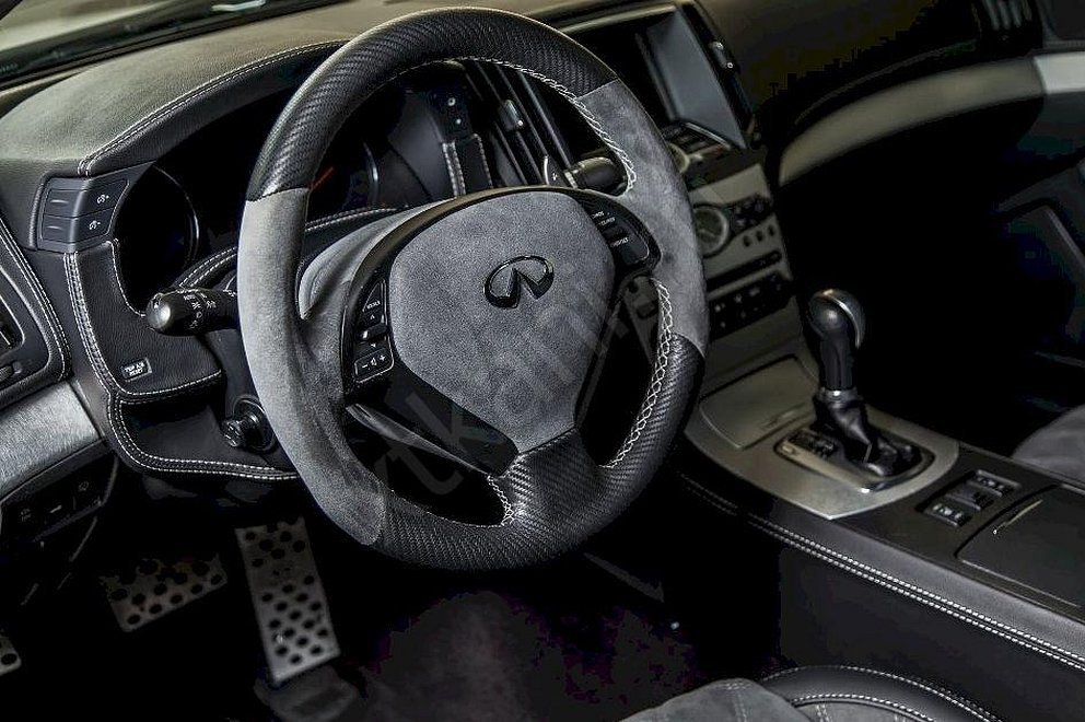 Come rivestire un volante (Alcantara)