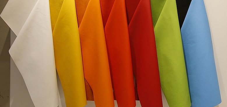 Livlige farger av ultra-mikrofiber