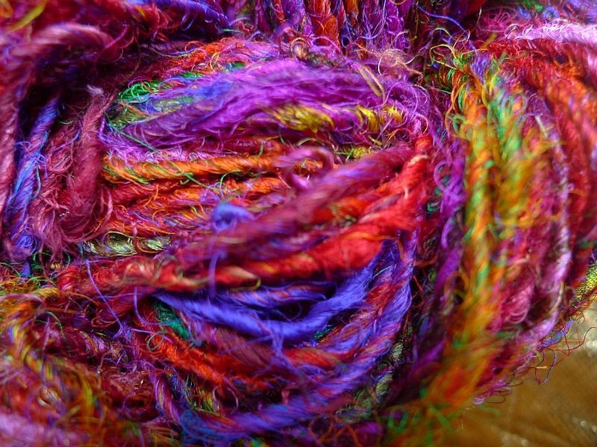 Hvordan ser acetat- og triacetatfibre ut?