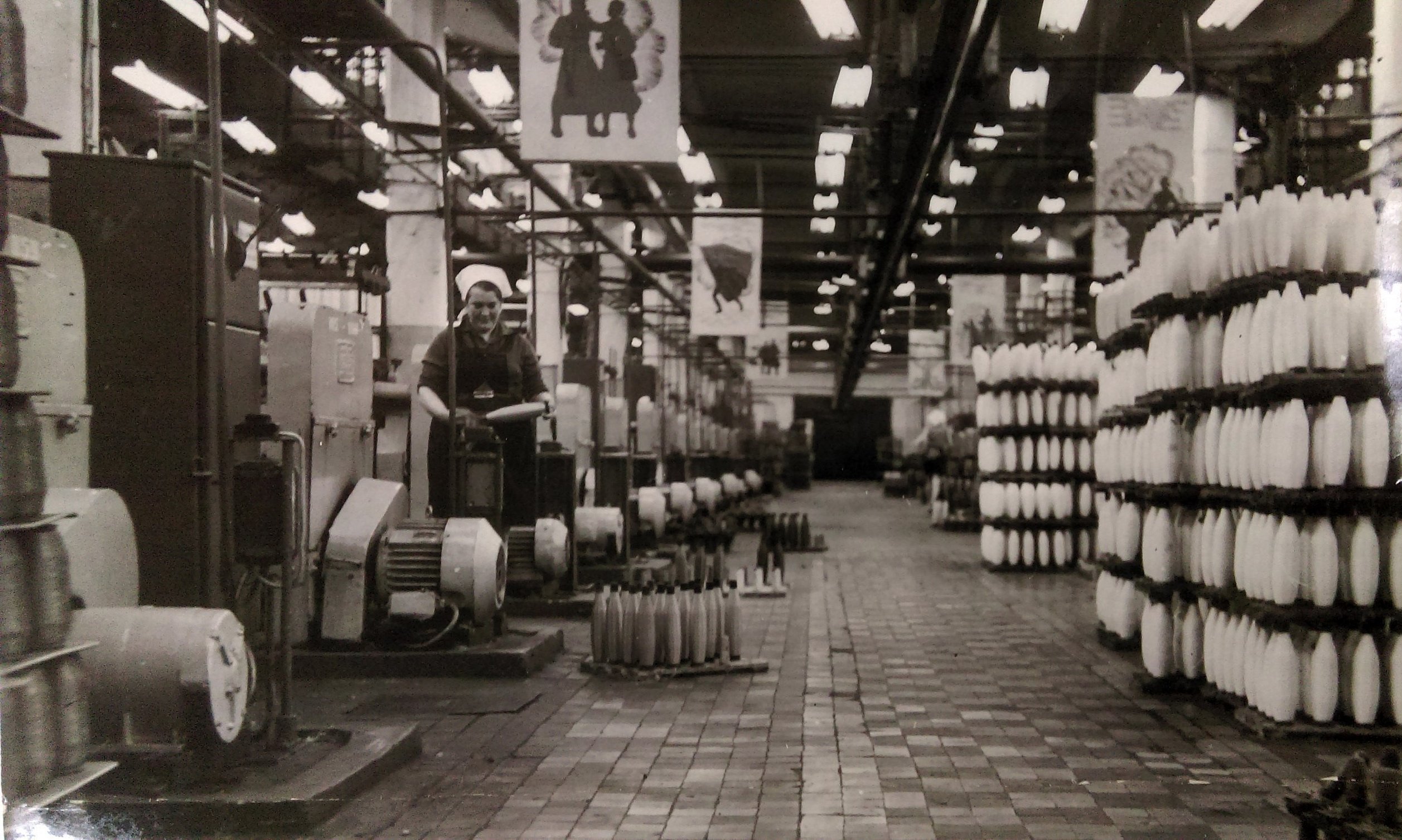 Produzione tradizionale di materiale