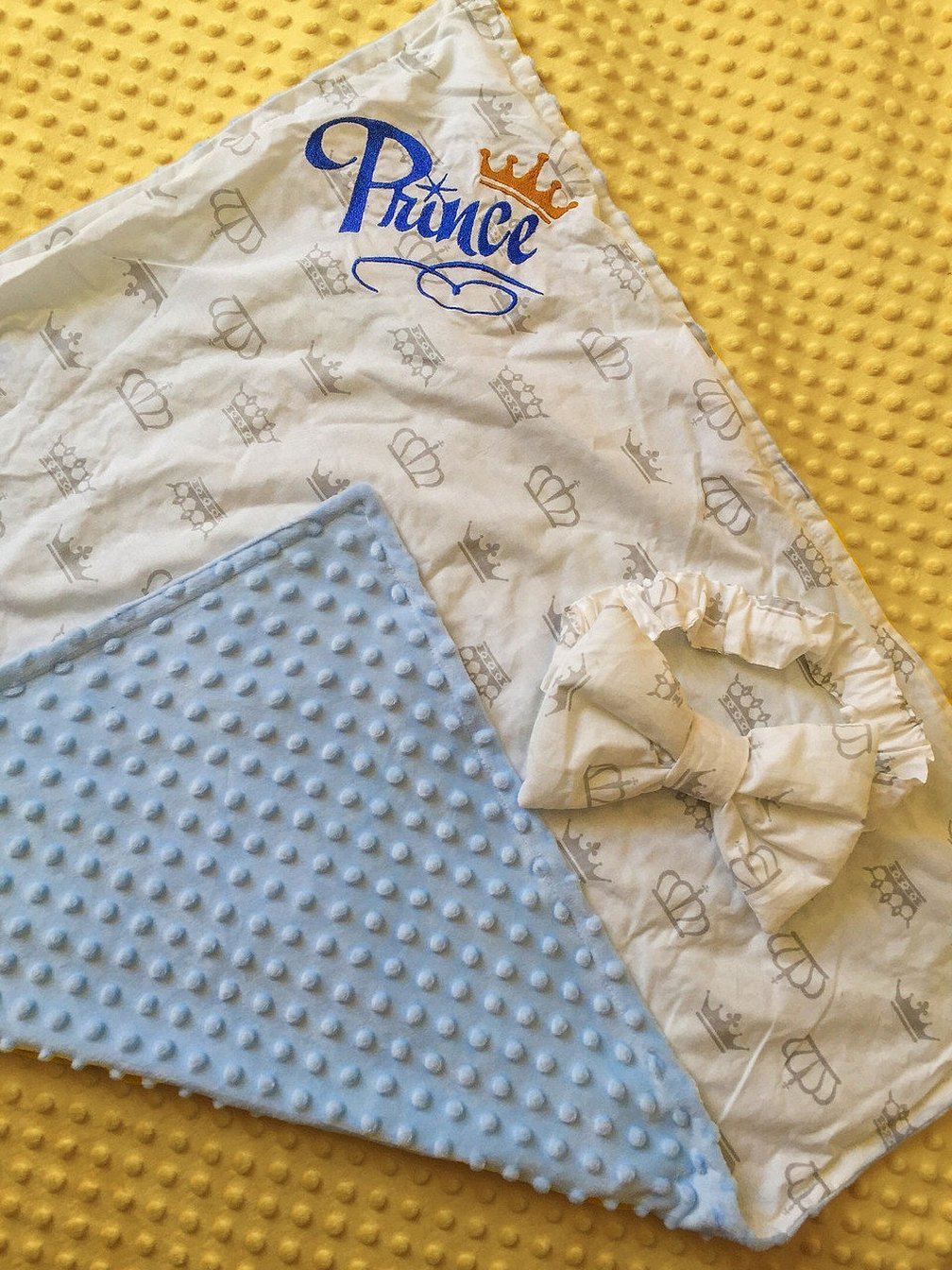 Broderi på minky