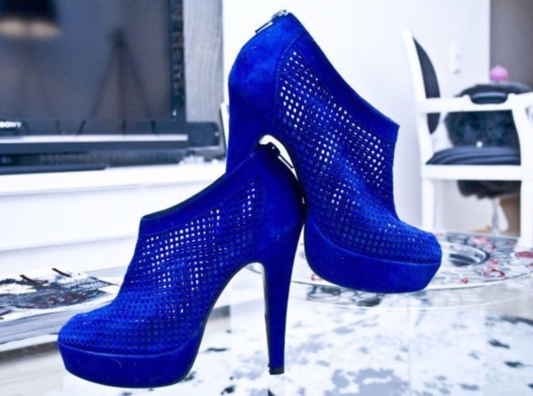 Eleganti stivaletti blu alla caviglia